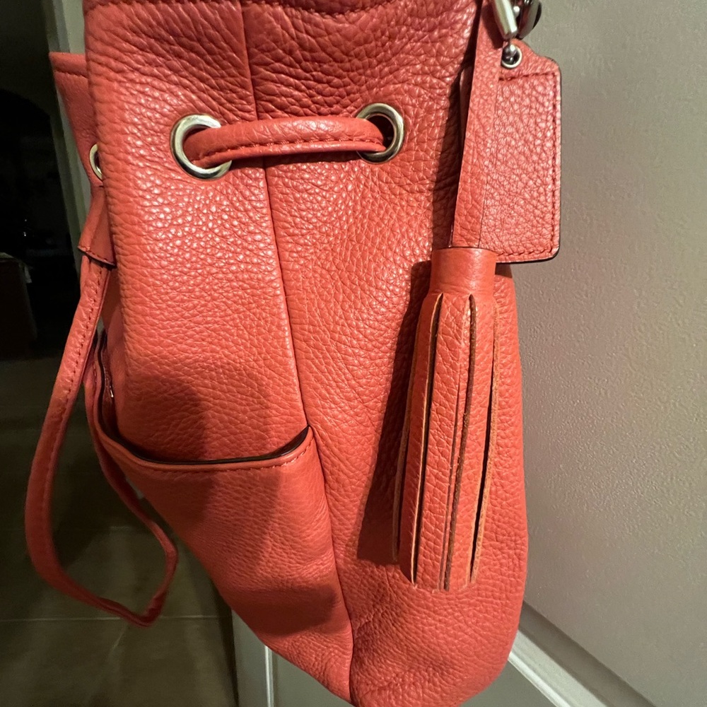 Coach Coral Leather Bag EUC - Picture 4 of 12